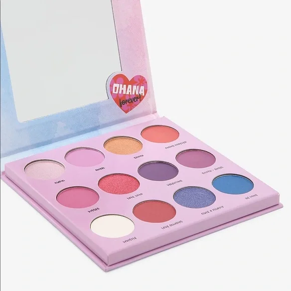 Disney’s UP Carl and Ellie eyeshadow palette - Picture 3 of 3